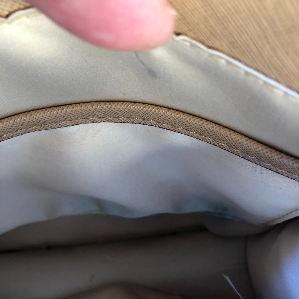 Lionel Crossbody Vegan Leather Purse - Picture 11 of 12